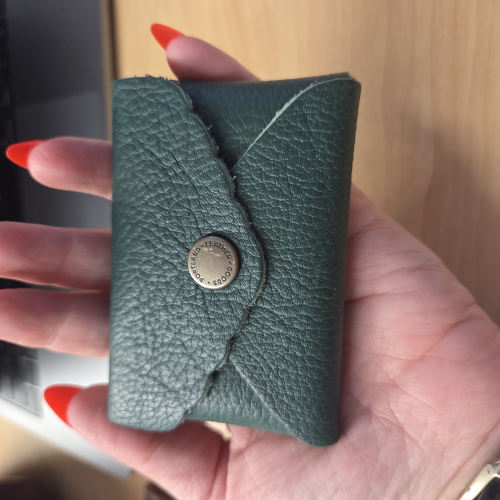 Portland Leather Goods Baclara (Forest Green) Daisy Wallet NWOT